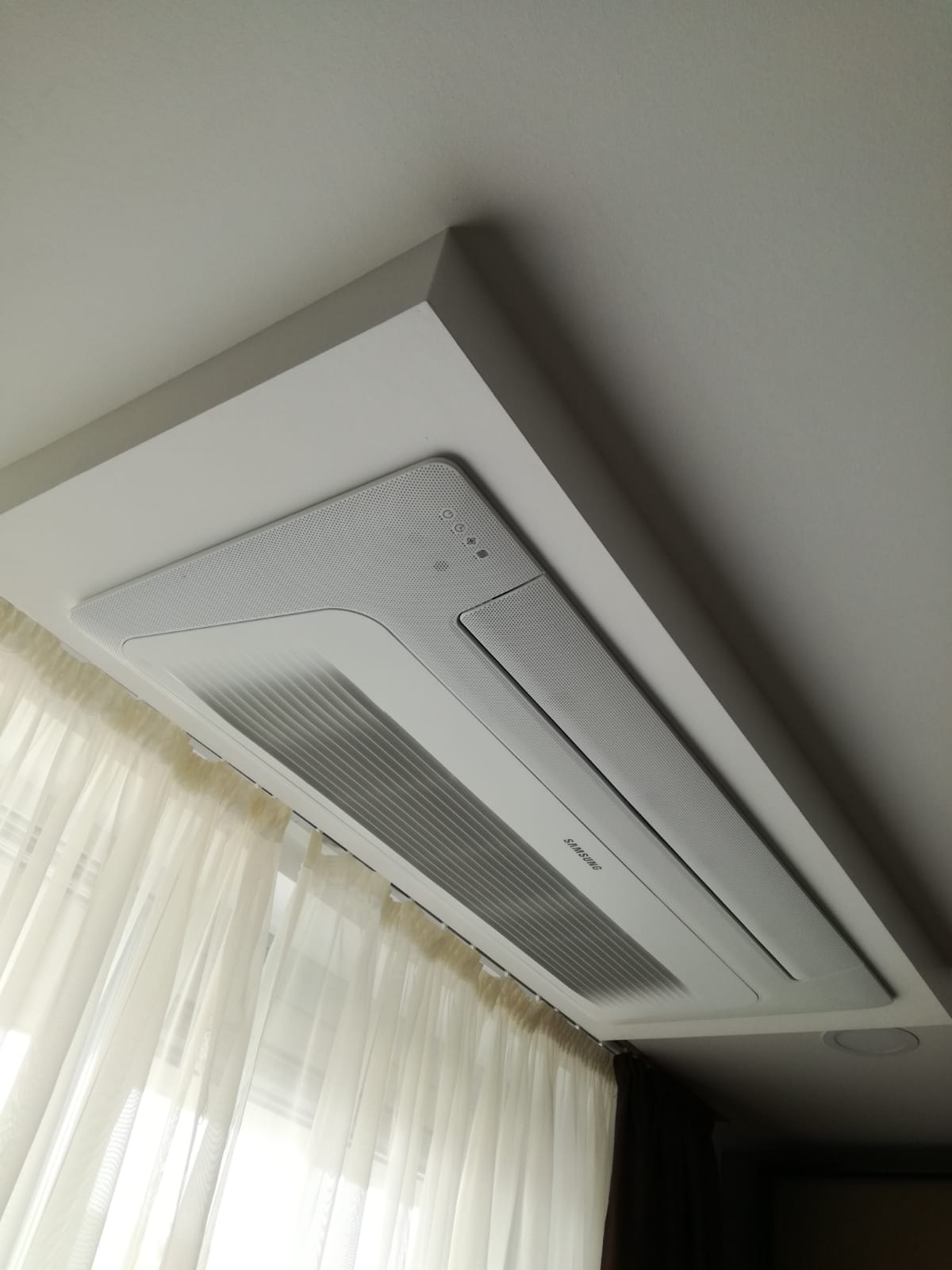 Instalatie climatizare Samsung – Hotel Kreis